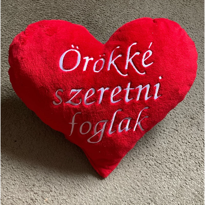 Hímzett szív párna - Örökké szeretni foglak